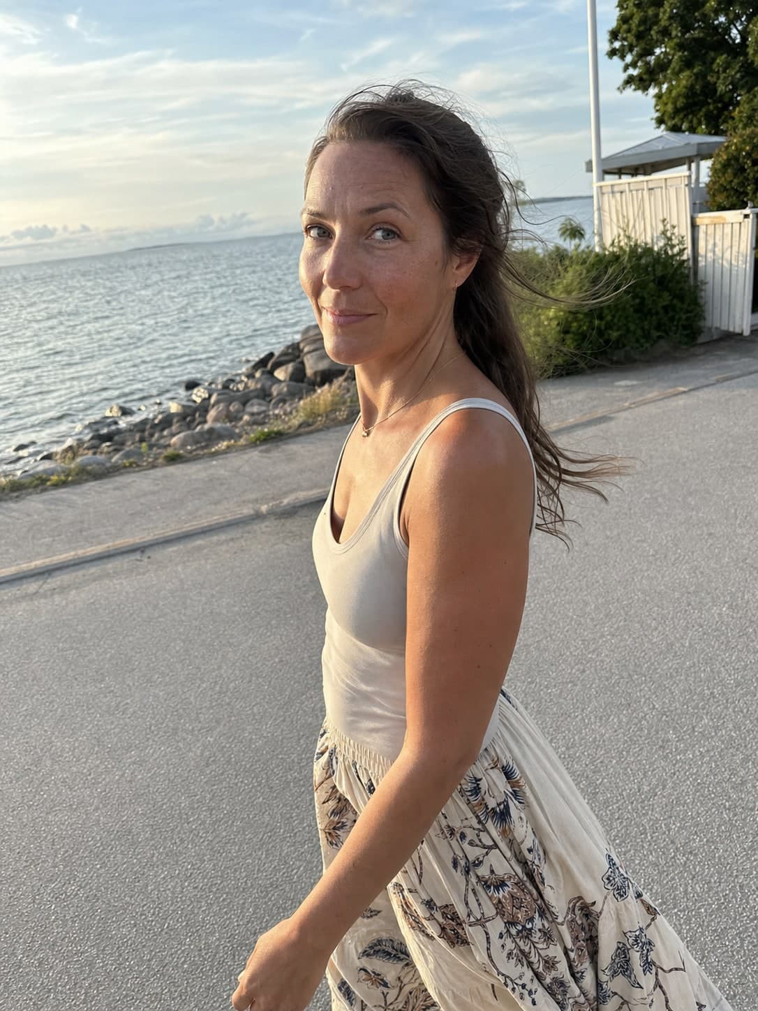 Ursula, 31