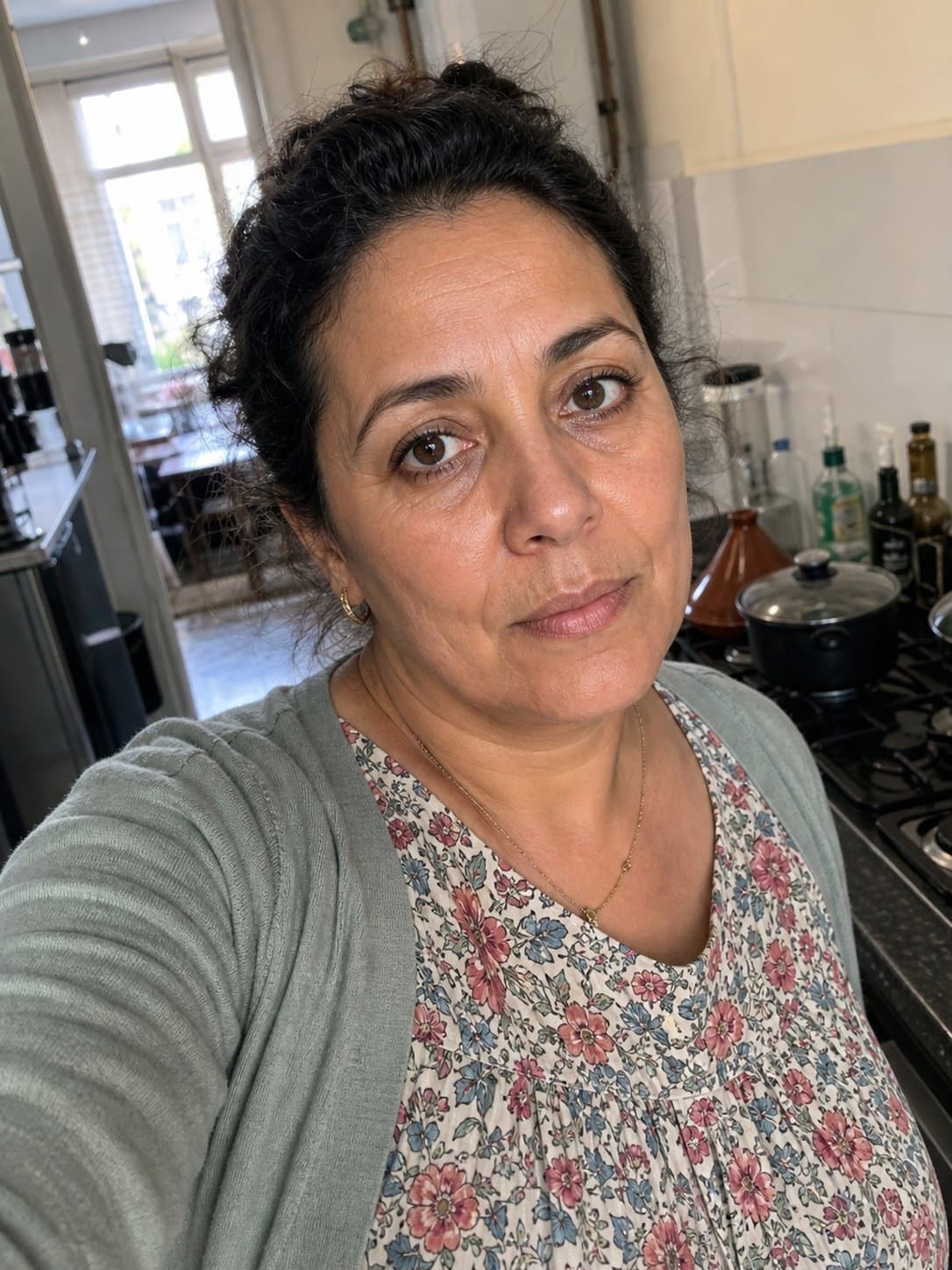 Aicha, 22
