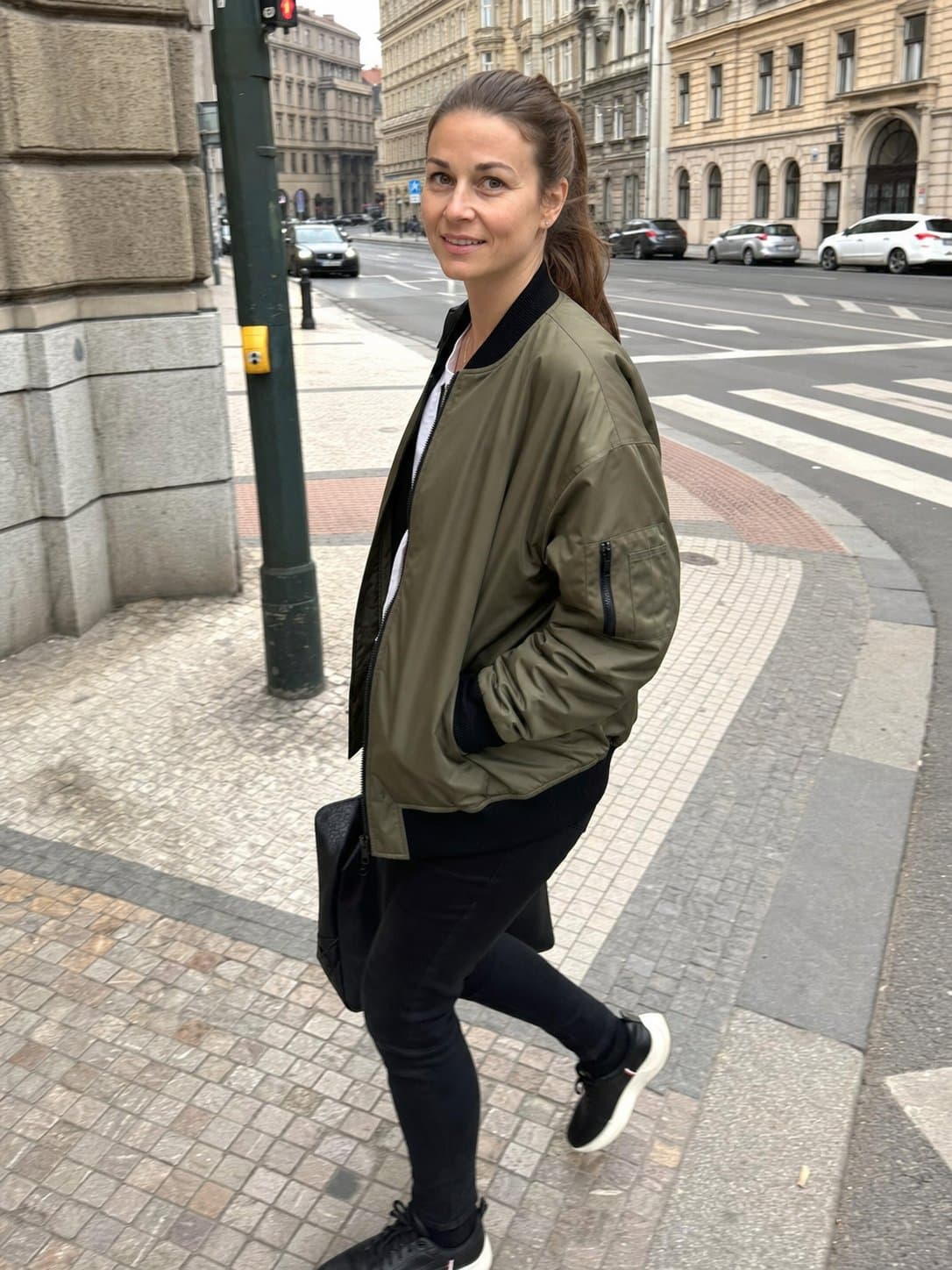 Karolina, 29