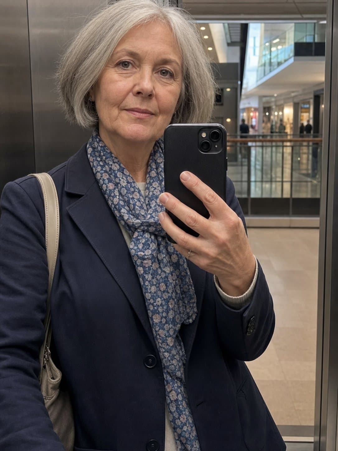 Jana, 22