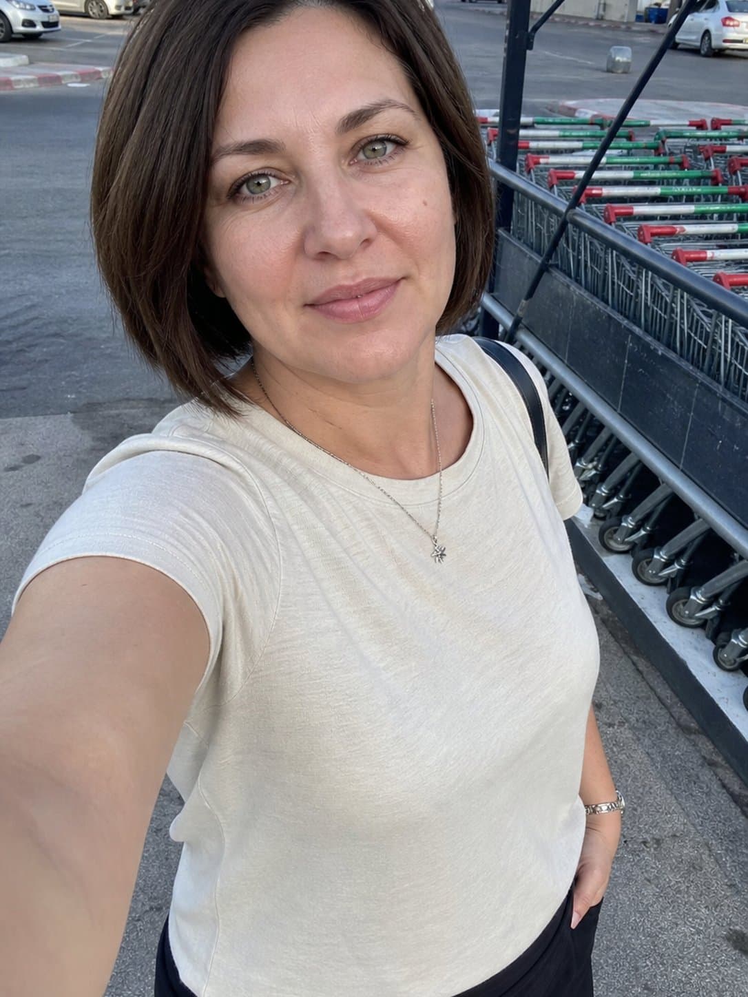 Oksana, 28