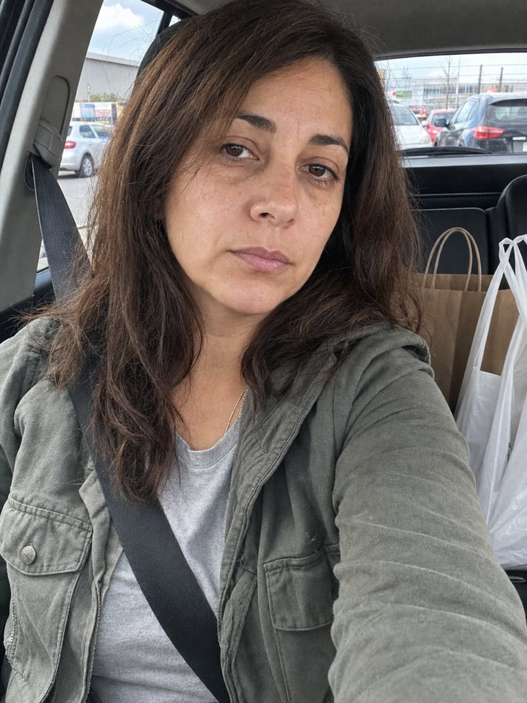 Romina, 33