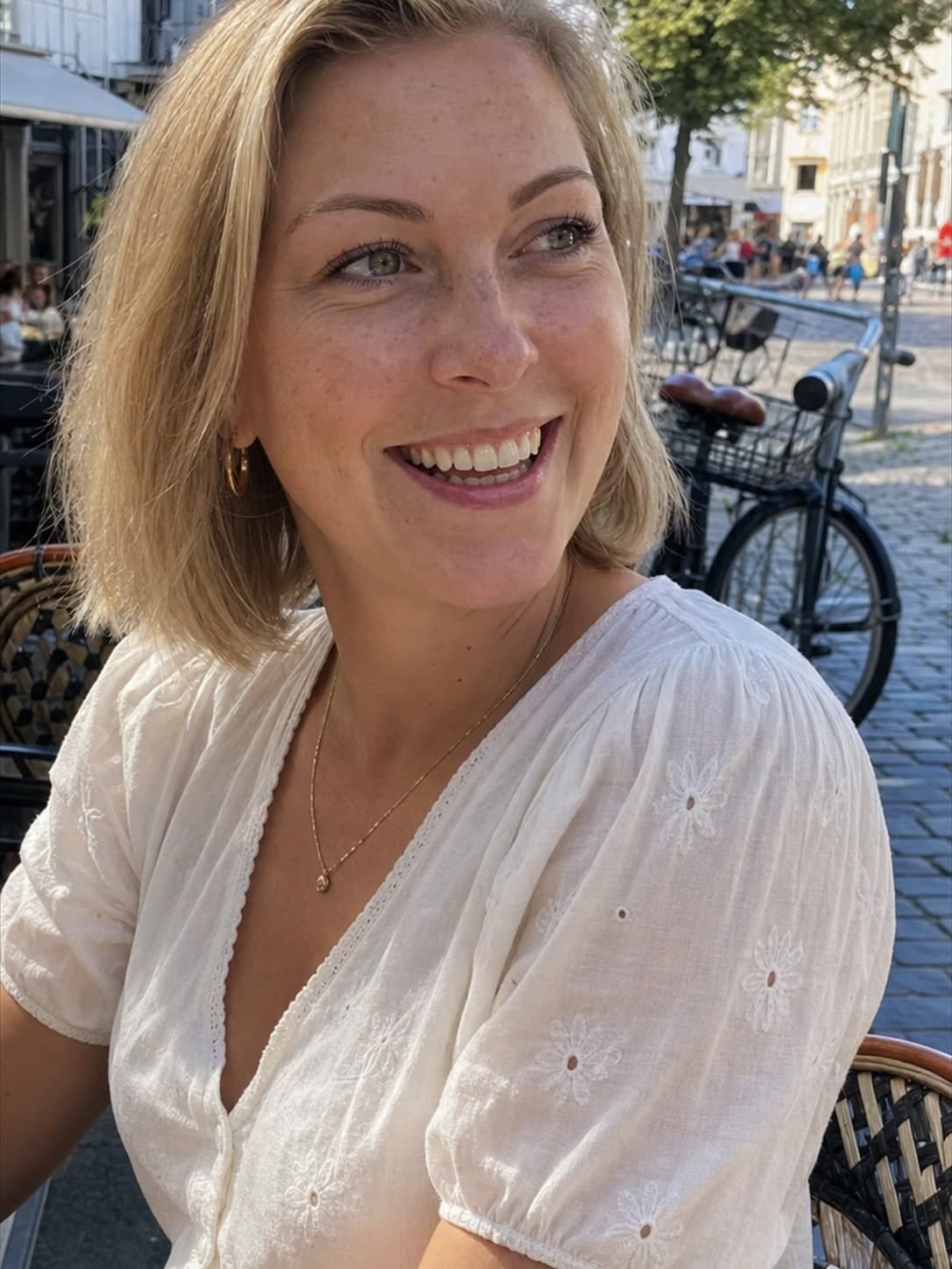 Inge, 35