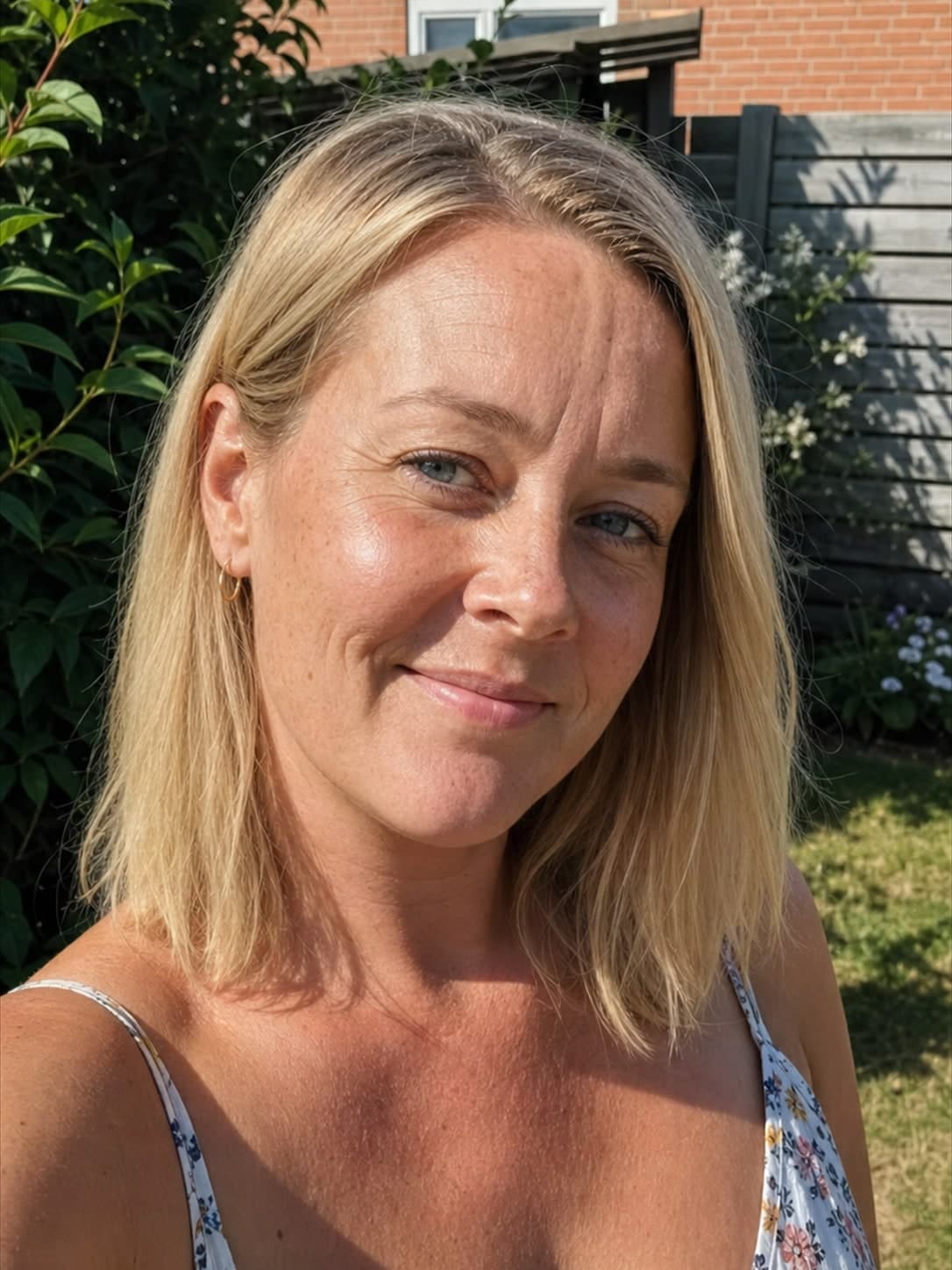 Katrine, 31