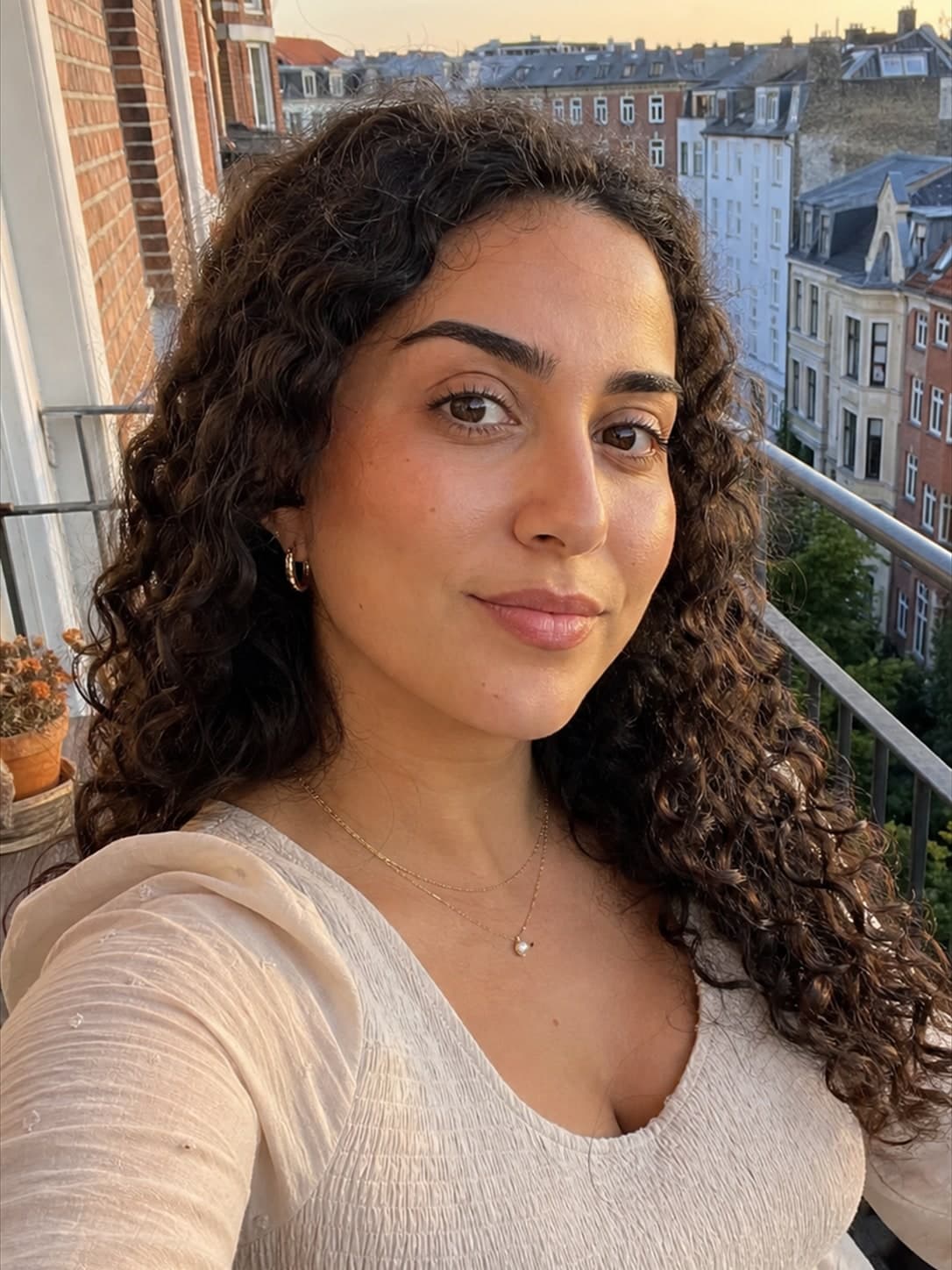 Lone, 26