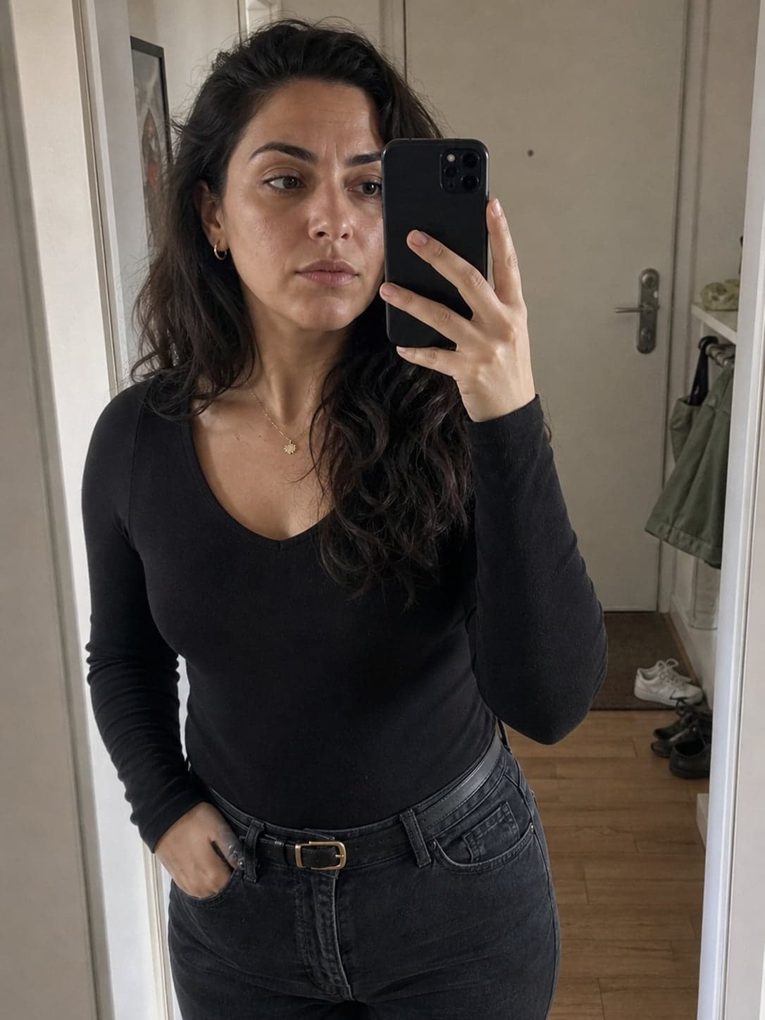 Sinem, 28