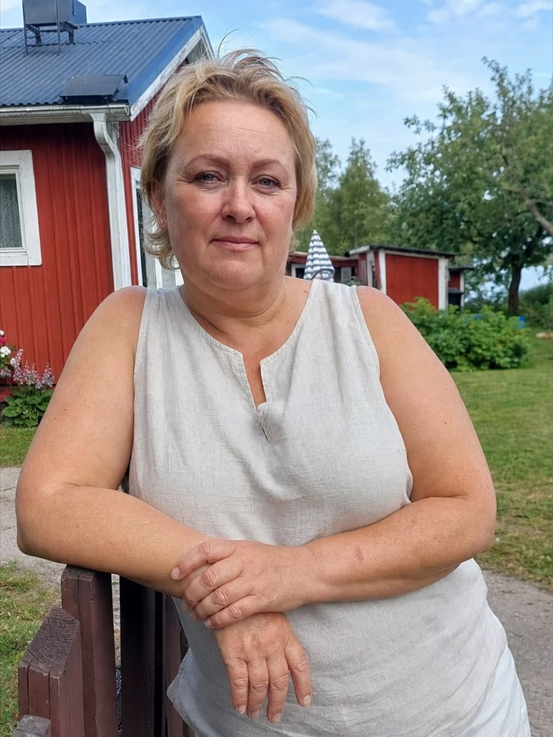 Noora, 34