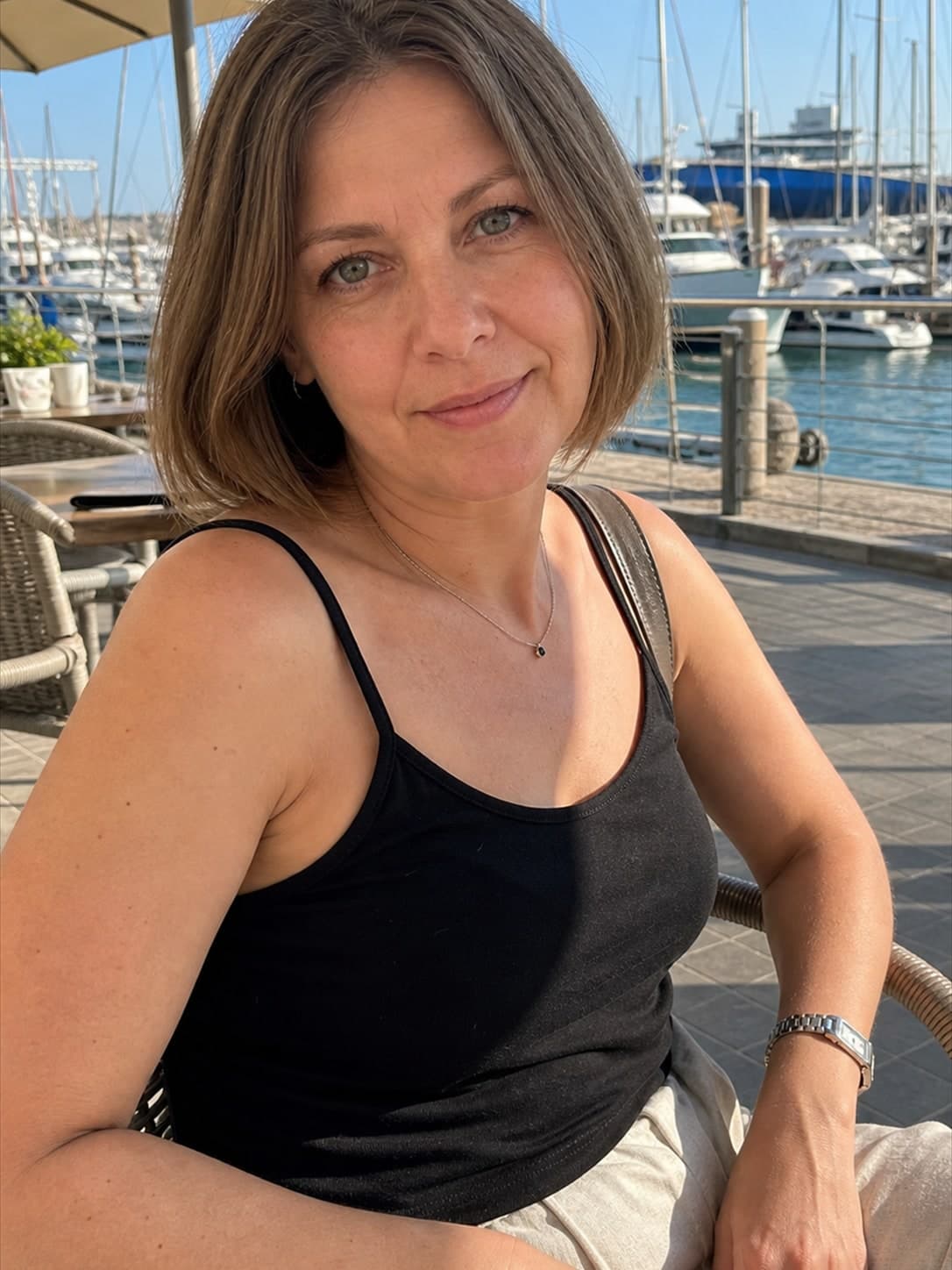 Marina, 27