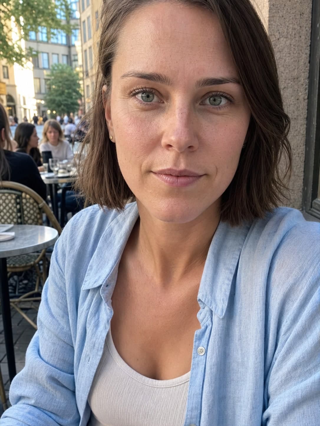 Alma, 28
