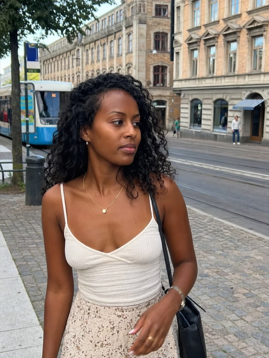 Annika, 23
